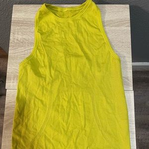Lululemon tank